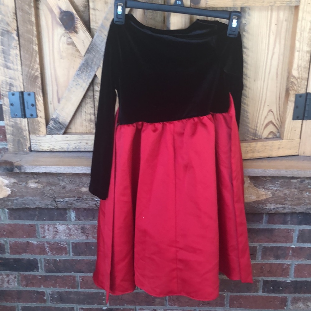 Girls Holiday Size 7 red and black rare edition dress - Picture 5 of 7